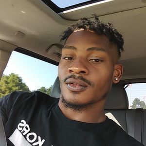 Meet your Posher, Dee